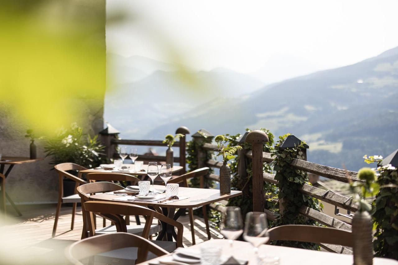 Ansitz Steinbock Hotel