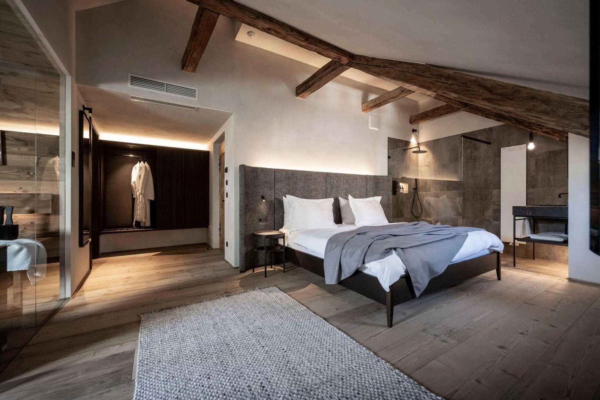Ansitz Steinbock Hotel